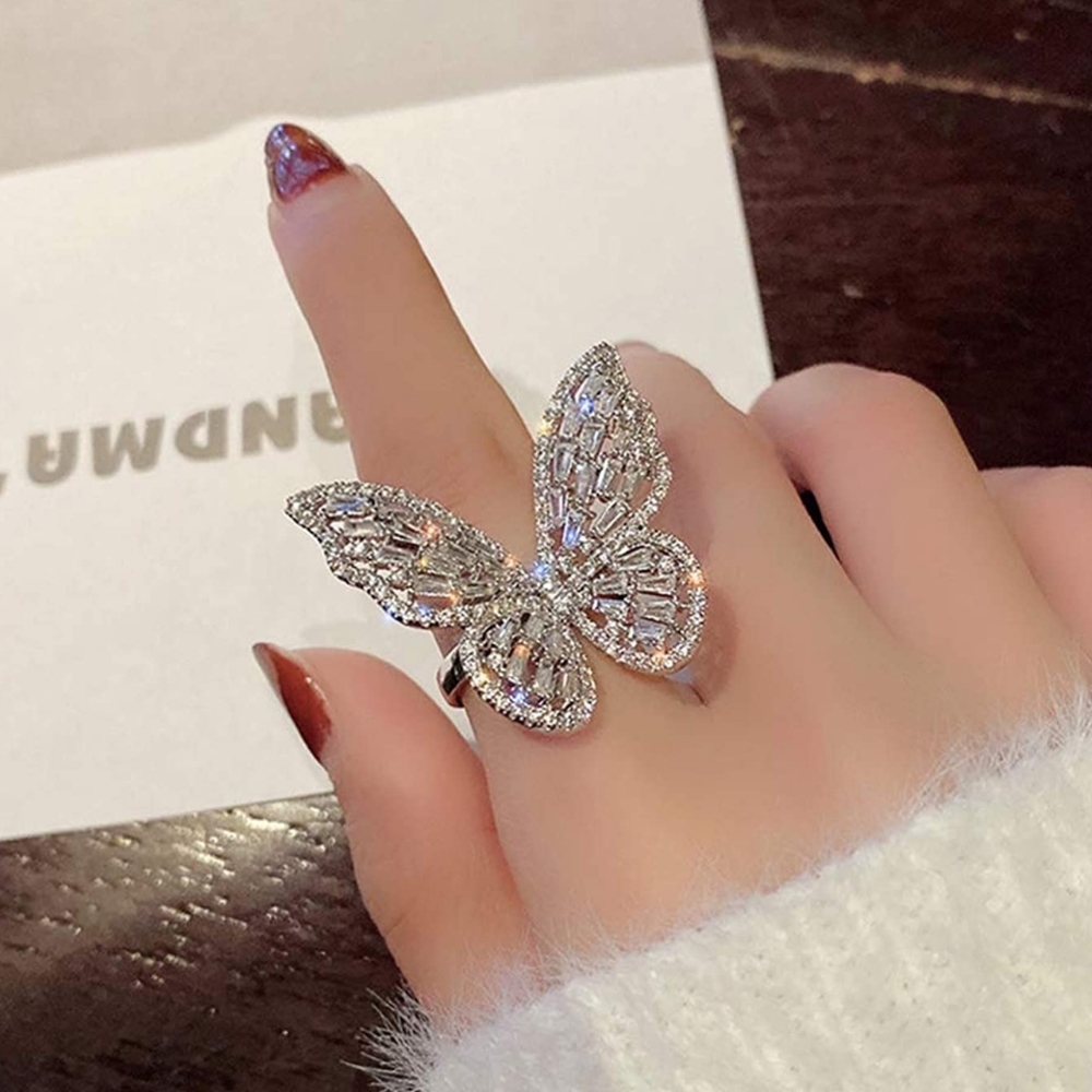 Sparkling Crystal Butterfly Ring